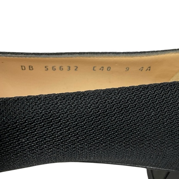 Salvatore Ferragamo Black Fabric Low Heel Pumps Size 9 AA - Picture 12 of 13